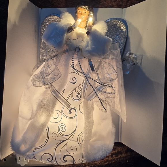 Christmas Tree Angel Topper Ashland 12 in - Picture 5 of 5